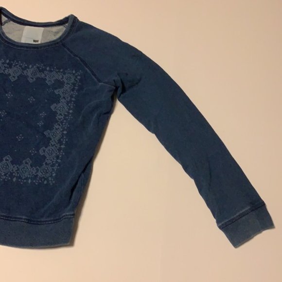 Levi’s Blue Boho Print Sweatshirt - Women’s Size Medium - Picture 4 of 6